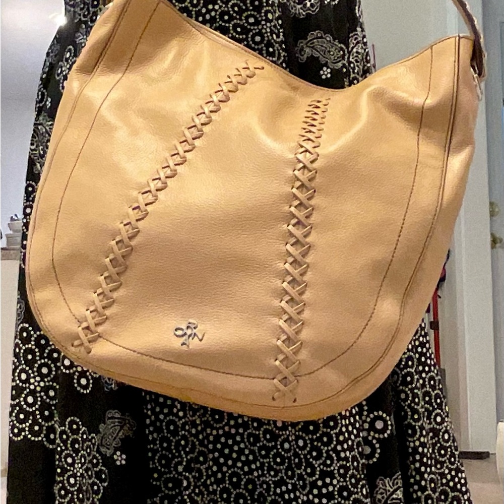 ⭐️ NEW ORYANI Chelsea Bag